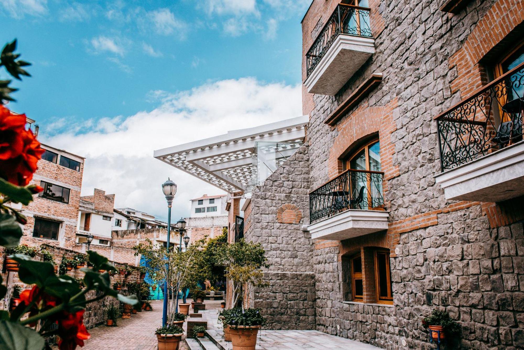 Hotel Otavalo Extérieur photo