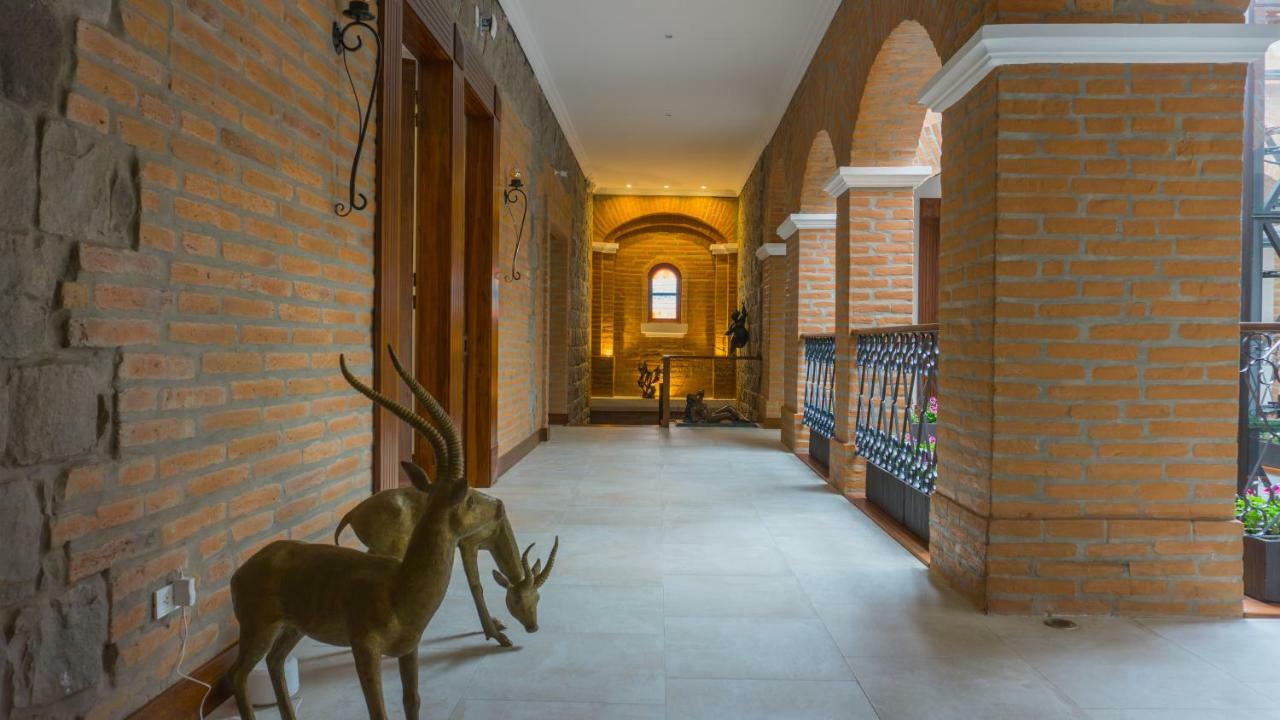 Hotel Otavalo Extérieur photo