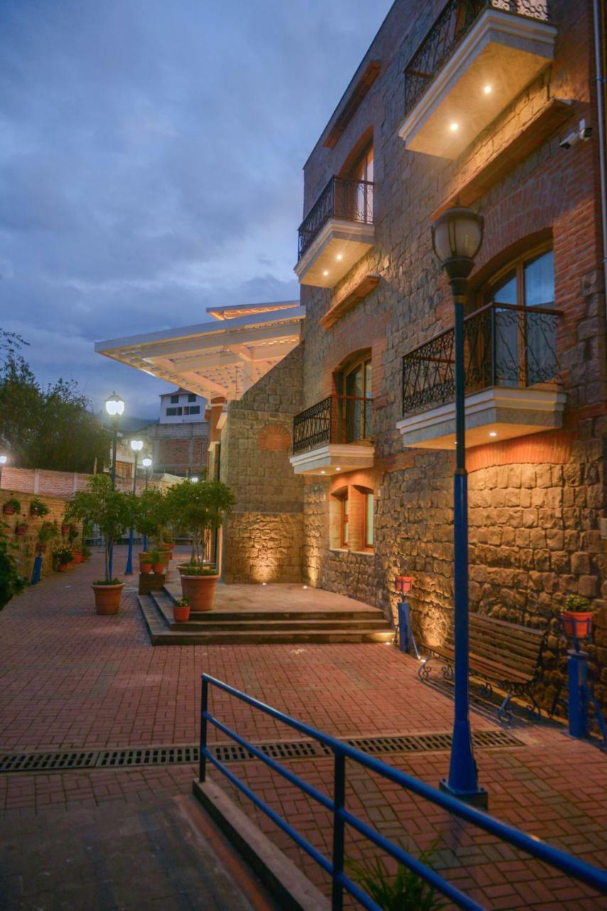Hotel Otavalo Extérieur photo